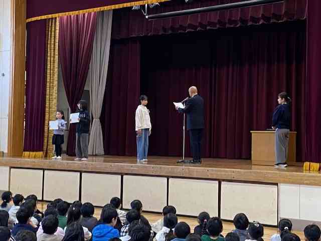 60e23df8-3761-4999-a0bc-009a162fe2fd